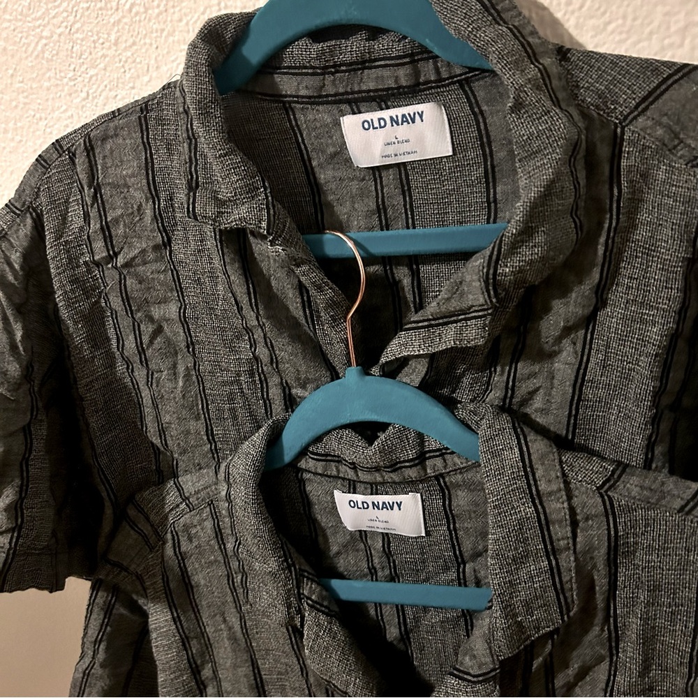 Set of 2 Men's Old Navy grey linen cotton short sleeve button‎ down shirt size L
